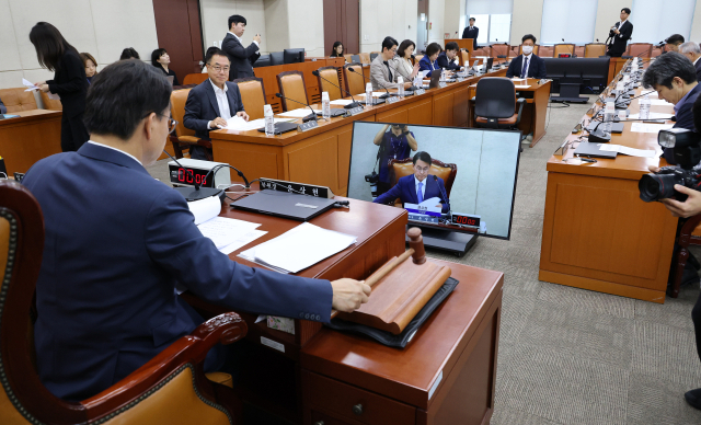 국회 선관위 국조특위 위원장인 윤상현 의원이 30일 국회에서 열린 