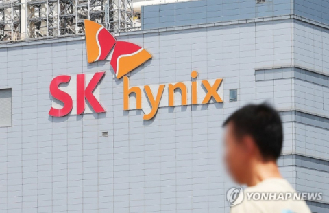 SK하이닉스·SK스퀘어, 美 반도체 훈풍·최태원 매수에 20%대 급등