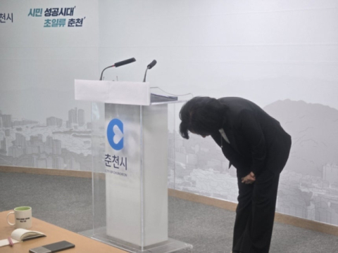 술 취해 지구대서 난동 부린 민주당 시의원…