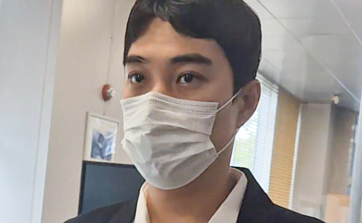 '아동 성매매' 최영중, 휴대폰서 또 다른 '여성 나체' 사진