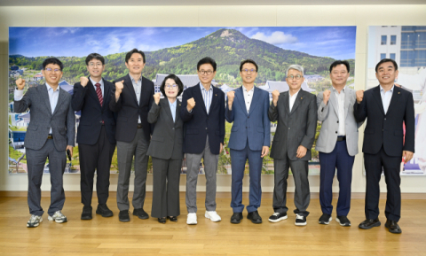 김진오 저출산고령사회위 부위원장 경북도 방문…