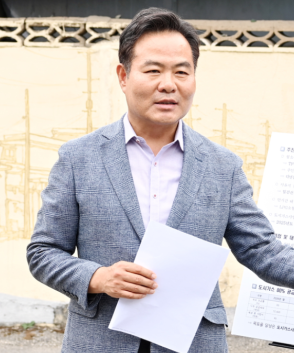 '지역혁신 전문가' 김학홍 문경시장…정부와 손잡고 611억 투입, '농촌 대전환 시동'