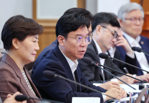 자발적 이직 청년도 구직급여…정년 연장 입법 연내 추진