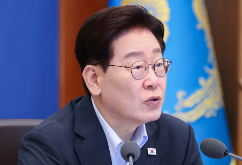 지지율 하락에도…李 대통령 