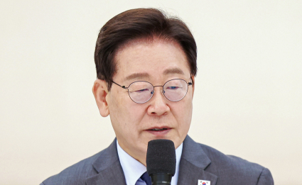 李대통령 '빈 총 경계 근무' 질타…