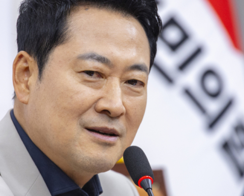 장동혁, 황희 '버스하우스'에 