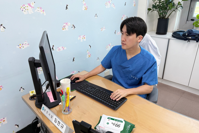 청송군보건의료원 비뇨의학과에서 이달부터 진료를 맡게 된 임현규 과장. 청송군 제공