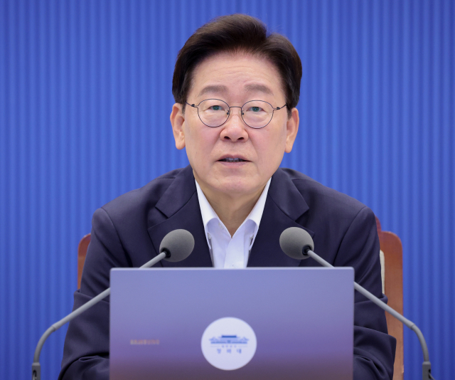 李대통령 지지율 43.3% '취임 후 최저'…4주 연속 내리막