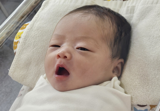 민수진아가