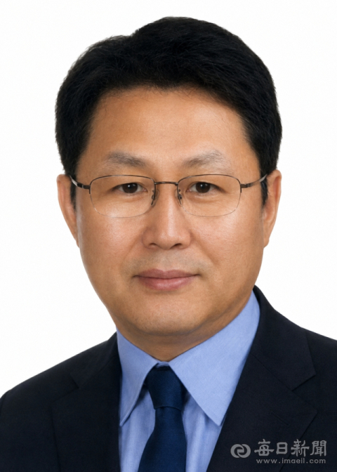 포항시 정책특보 임명에 '즉각 철회하라' 지역사회 들썩