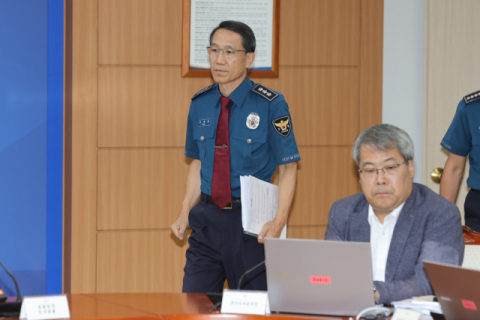 [속보] 경찰, 내부비리 자진 신고자 징계 감면…신고 포상금도 확대