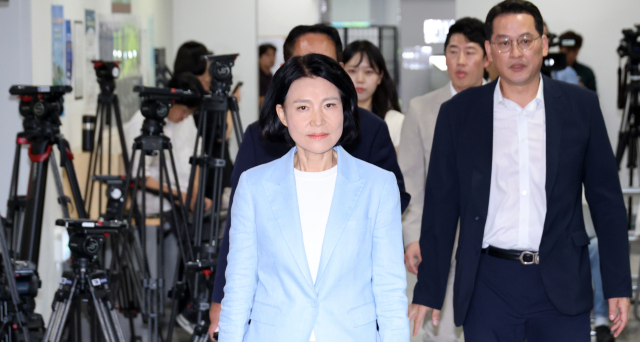 민주당, 이진숙 제명 촉구 결의안 제출…