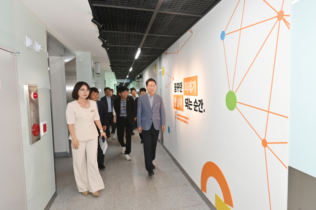 지난 14일 임종식 경북교육감이 의성군 금성면 옛 금성여자상업고등학교 부지에 조성 중인 