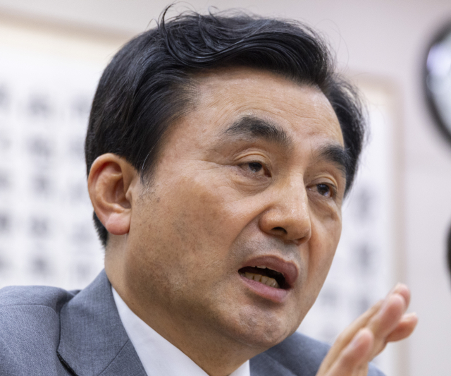 안규백 국방부 장관이 19일 국회에서 열린 법제사법위원회 전체 회의에 출석해 