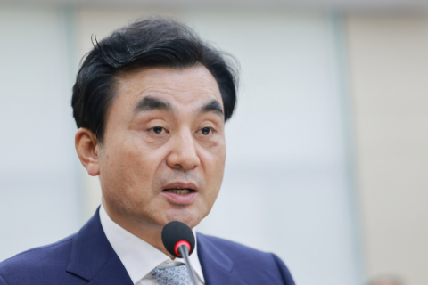 트럼프는 북핵 57개라는데…안규백 