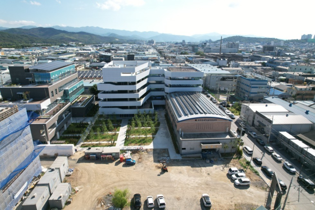 대구 제3산단의 노후 제조업 기반에 청년 창업가와 첨단 제조기술을 연결할 핵심 거점인 