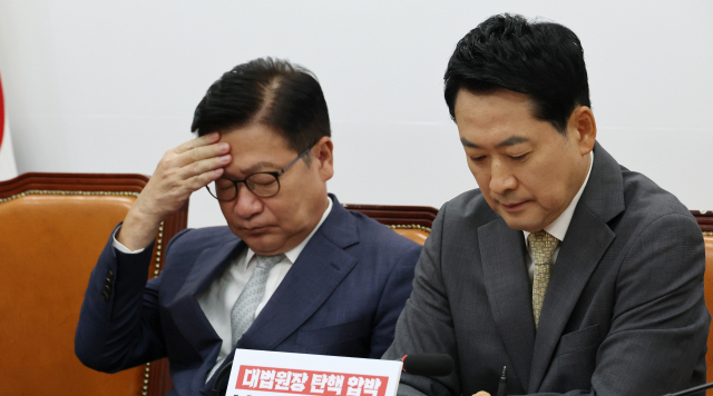 장동혁 '당협위원장 전원 재선출' 제동…의원 40명 반대