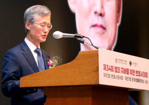 정부 여당 검수완박 이어 법원 흔들기? 비대화된 경찰 행태만 봐도 법원 흔들기가 앞으로 어떤 일 불러올지 몰라