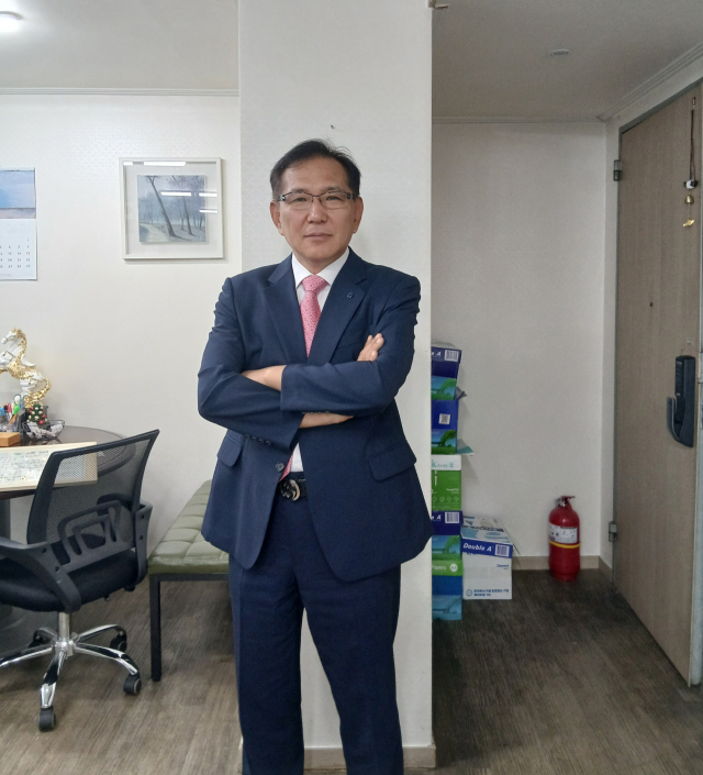김대봉 법무사는 올해 법무사 개업 33년 차다. 이현주 기자