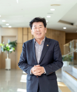 정한석 경북도의회 교육위원장. 경북도의회 제공