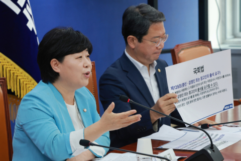 조희대 국회 불출석에 與 고발 가능성까지 거론…野 