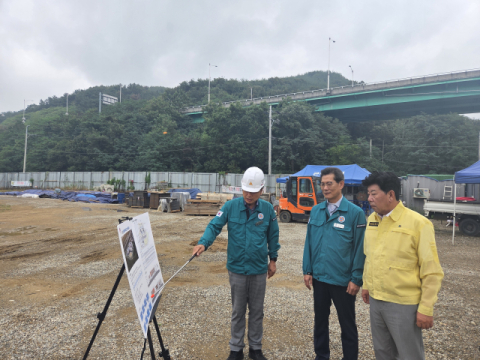 정한석 경북도의회 교육위원장, 칠곡 특수학교·도서관 공사 현장 점검