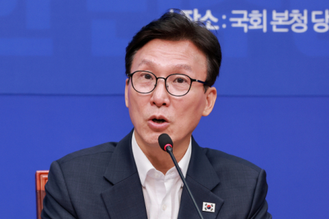 김민석의 '민주당TV', 첫날 동시접속 5만명…김어준 '뉴스공장'은 20만명 