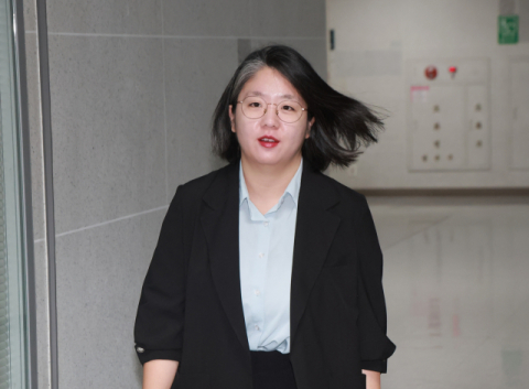 용혜인 '비례 유지 선언'에도…靑,