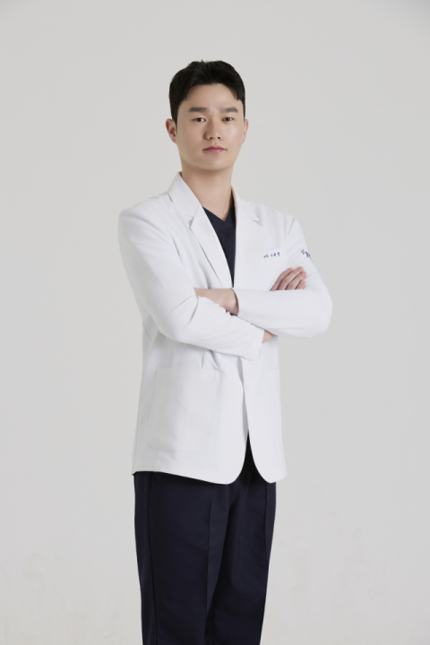 [한방칼럼] 허리 찌릿, 다리 저릿…허리디스크 한방치료 어떻게 할까
