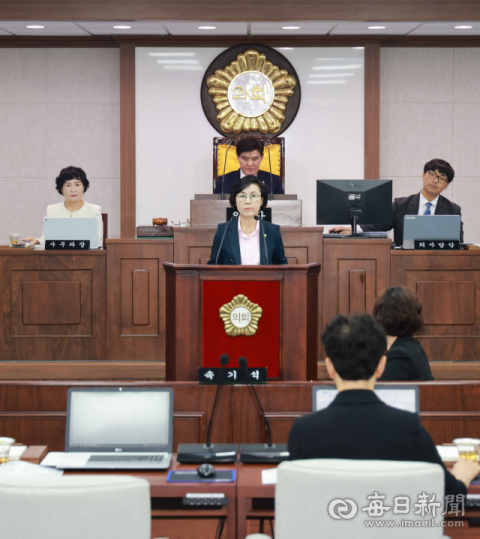 합천군의회 제302회 정례회 개회… 14건 안건 심의