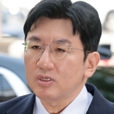 방시혁 하이브 의장 불구속 송치…2631억 부당이득 혐의