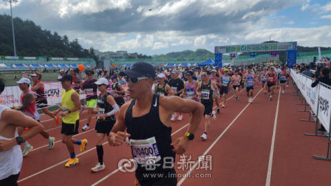 [2026 봉화송이 전국마라톤] 청정 봉화 달군 힘찬 레이스…전국 러너들 결집