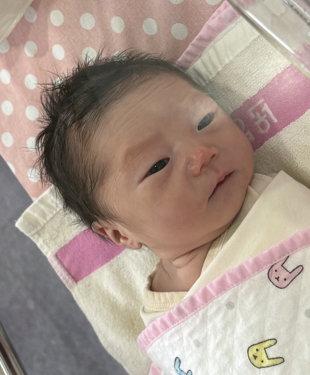 한민정아가