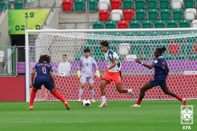 폴란드 소스노비에츠에서 6일(한국시간) 열린 한국과 프랑스의 U-20 여자 월드컵 조별리그 1차전 경기 장면. 대한축구협회 제공