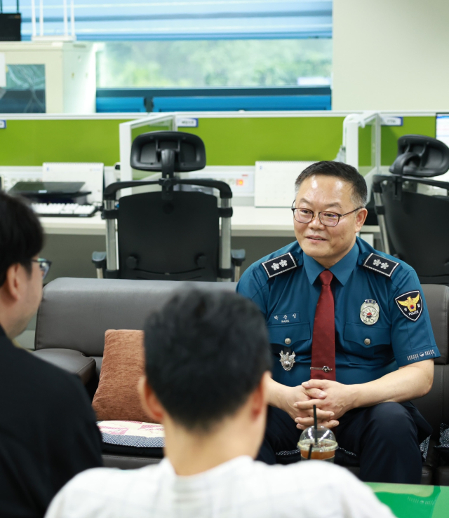 박준성 제39대 대구경찰청장이 7일 기자간담회를 갖고 대구 시민을 위한 맞춤형 치안 정책 추진에 나서겠다고 포부를 밝히고 있다. 대구경찰청 제공