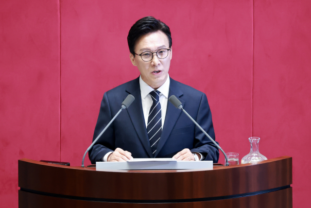더불어민주당 김민석 대표가 7일 국회에서 열린 정기국회 제3차 본회의에서 교섭단체 대표 연설을 하고 있다. 연합뉴스