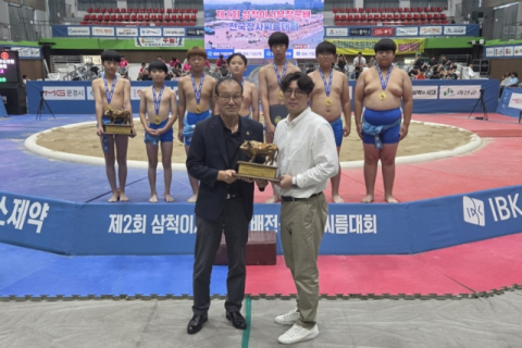 씨름장 없는 작은 학교의 기적… 구미 문장초 씨름부, 창단 3년 만에 전국 정상