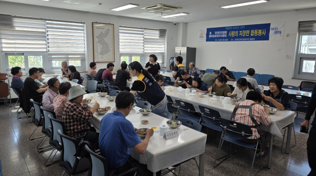 봉화로타리클럽과 봉화솔향로타리클럽은 지난 8일 봉화군장애인복지센터를 찾아 지역 장애인들을 위한 