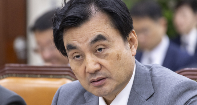 왜 하필 강신철 청문회 전날?…안규백, 국방위원 만찬 제안