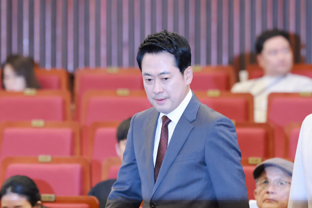 국민의힘 장동혁 대표가 10일 국회도서관에서 열린 SFS 2026 스마트 미래사회 컨퍼런스에 참석하고 있다. 연합뉴스