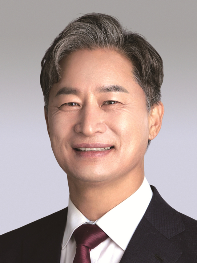 청송군 안덕면 출신인 이형원 대구시의원은 이번 지방선거에서 대구 중구 제2선거구에 당선돼 현재 운영위원회 부위원장을 맡고 있다. 대구시의회 제공