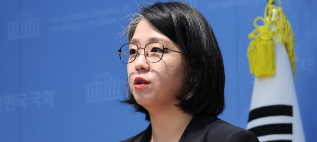 용혜인, 자진 사퇴…