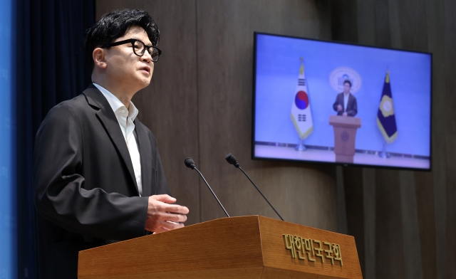 한동훈 "민주당, 점입가경"...'오빠들' 이어 전혜숙 주관 행사에도 제넨... - 뉴스 썸네일 이미지