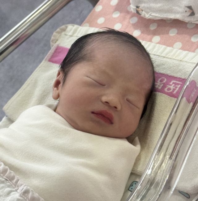 강라영아가