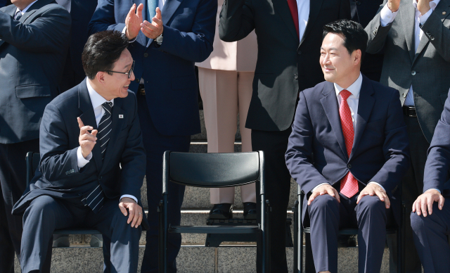 여야 지지율 역전현상, 국힘 오차범위 내 민주당 앞선 여조 결과 나와