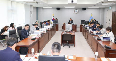 포항시의회 예결특위, 810억 추경안 '송곳 심사'
