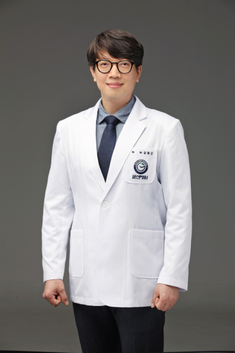 김용근 굳센병원 병원장