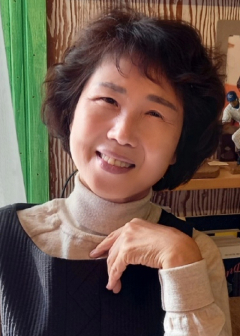 40년 교단 동심 담은 동시집… 박윤희 시인 '호랑나비 결혼식' 출간