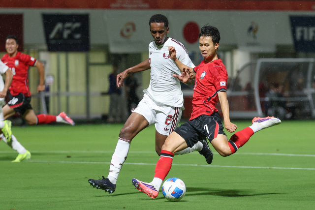 15일 일본 나고야 미즈호 공원 럭비경기장에서 열린 2026 아이치·나고야 아시안게임 남자 축구 D조 1차전 대한민국 대 카타르의 경기. 한국 엄지성이 선제골을 넣고 있다. 연합뉴스