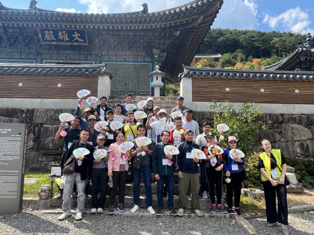 성주군 외국인 계절근로자 심원사에서 템플스테이 체험